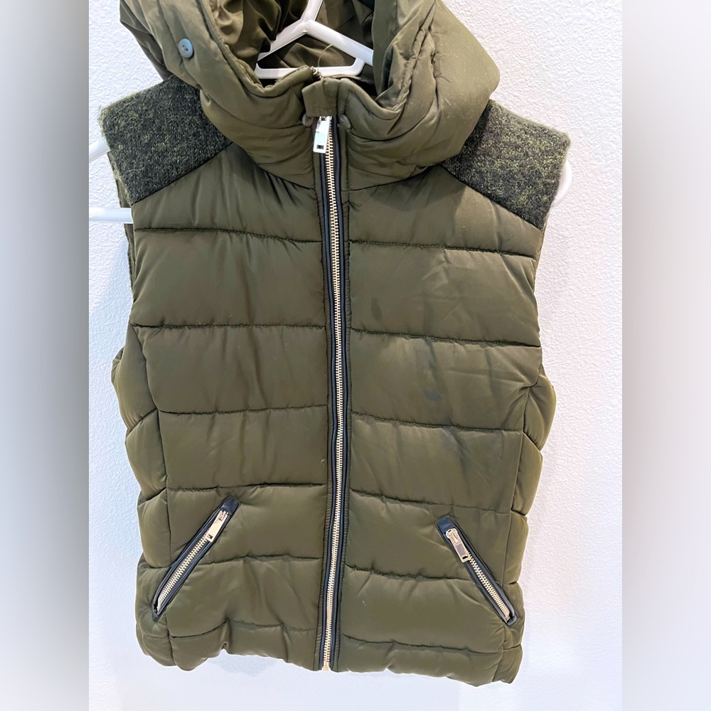 ZARA Traffic Puffer vest